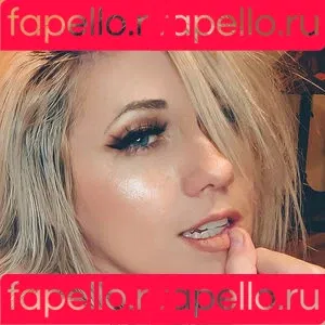 Lindsay Elyse Onlyfans Photo Gallery 