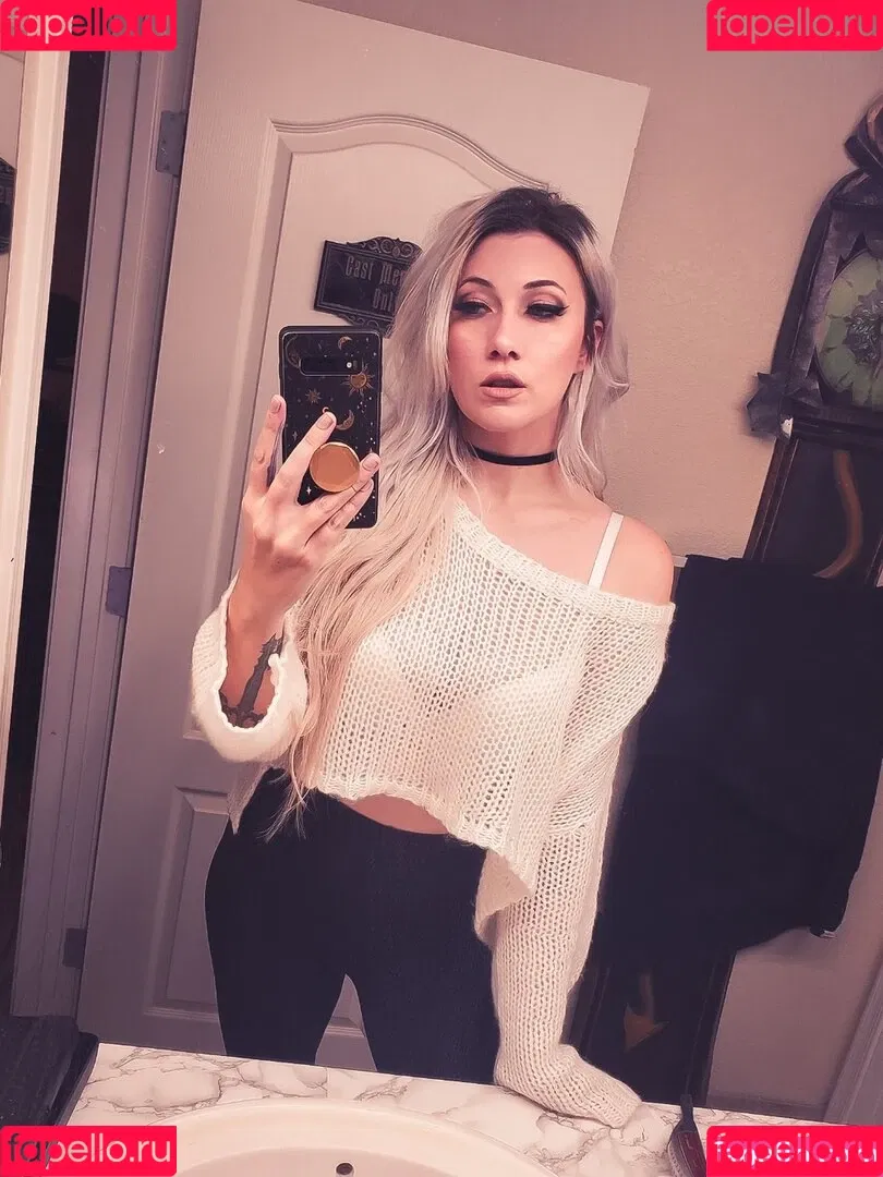 Lindsay Elyse Onlyfans Photo Gallery 