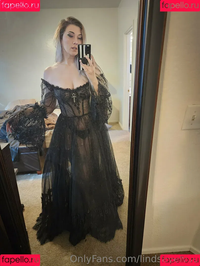 Lindsay Elyse Onlyfans Photo Gallery 