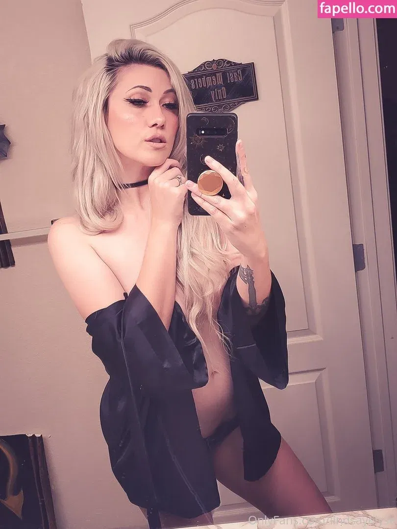 Lindsay Elyse Onlyfans Photo Gallery 