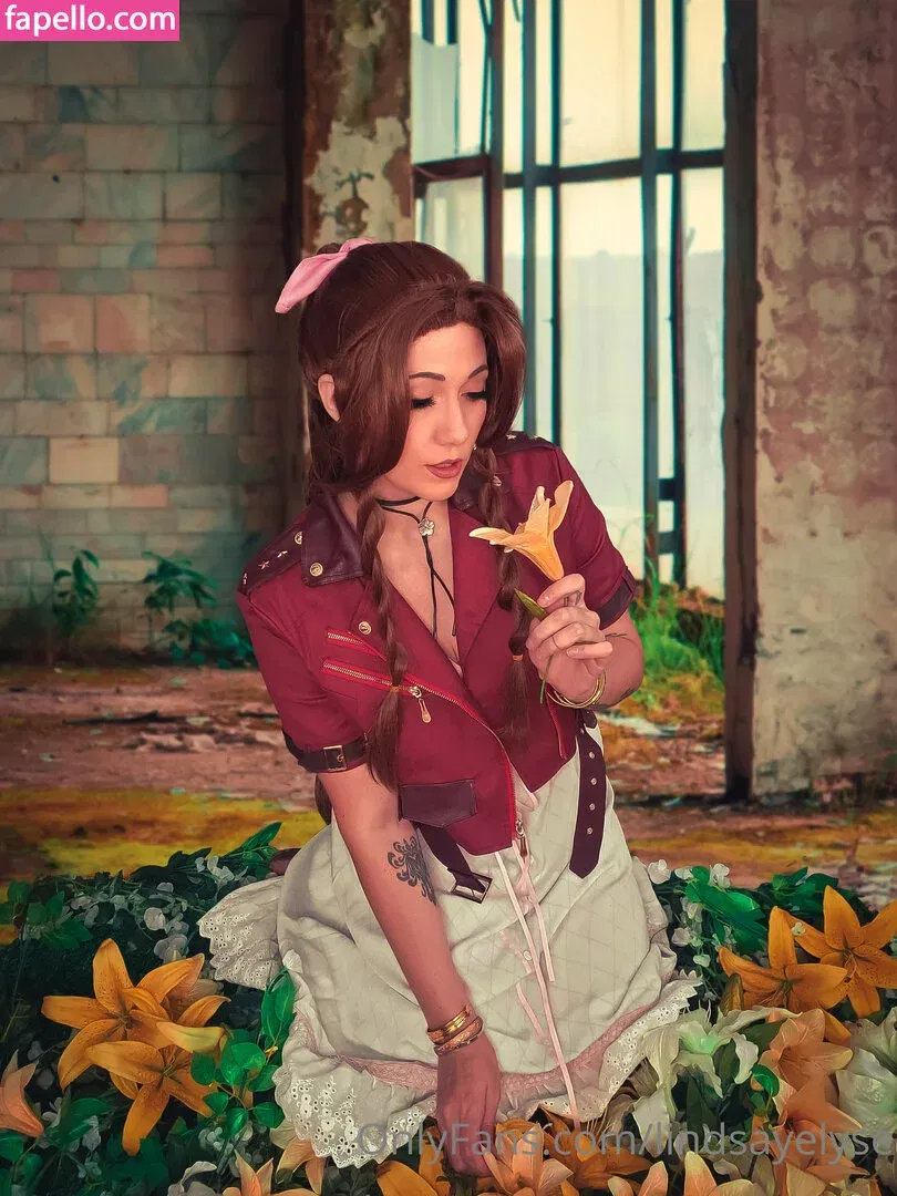 Lindsay Elyse Onlyfans Photo Gallery 