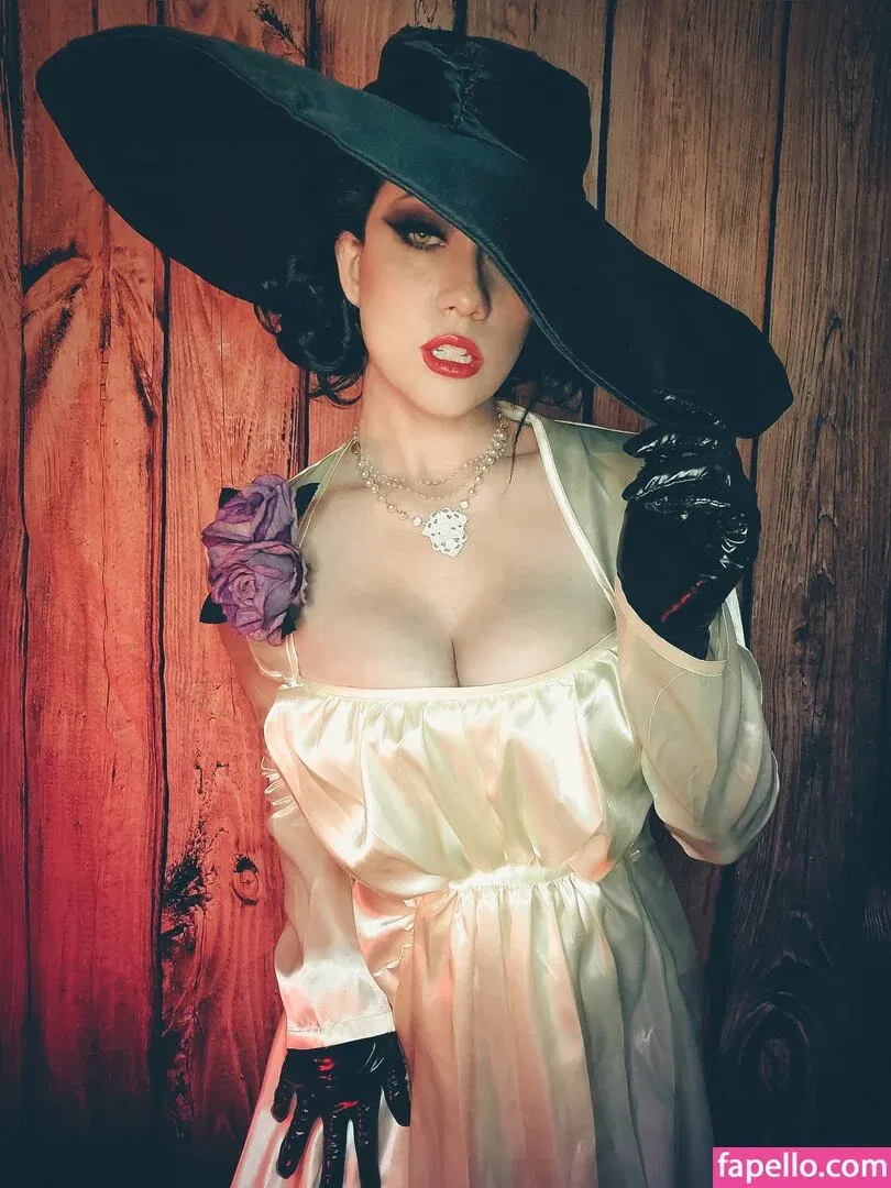 Lindsay Elyse Onlyfans Photo Gallery 