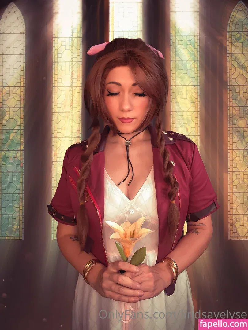 Lindsay Elyse Onlyfans Photo Gallery 