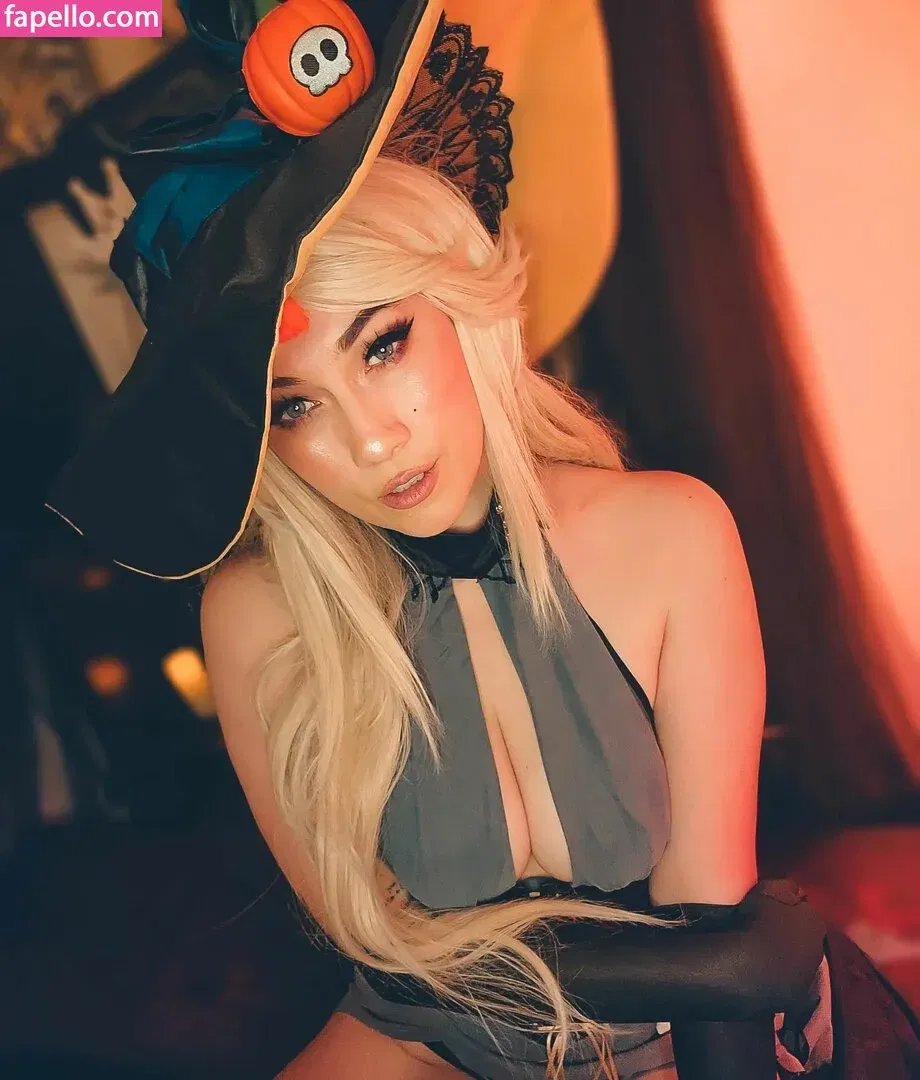 Lindsay Elyse Onlyfans Photo Gallery 