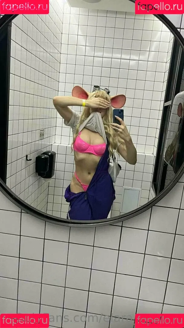 elara_moonq Onlyfans Photo Gallery 