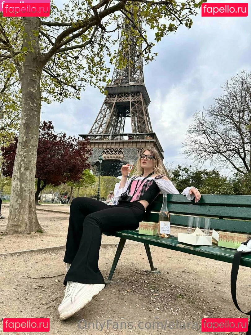 elara_moonq Onlyfans Photo Gallery 