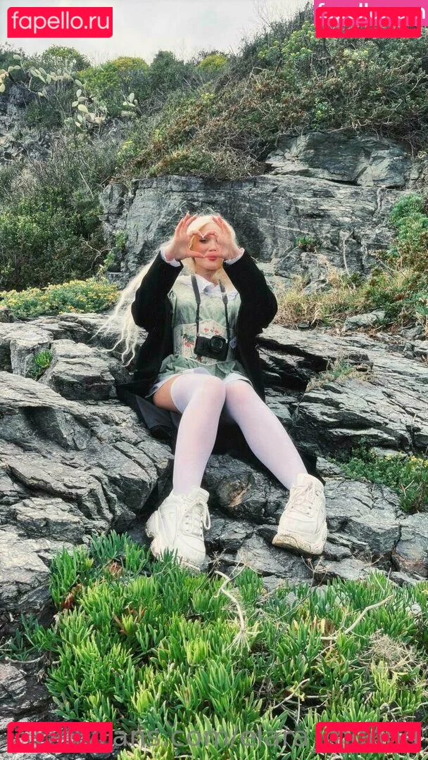 elara_moonq Onlyfans Photo Gallery 