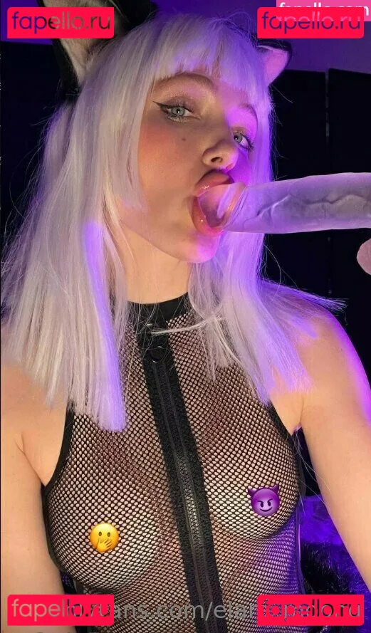 elara_moonq Onlyfans Photo Gallery 