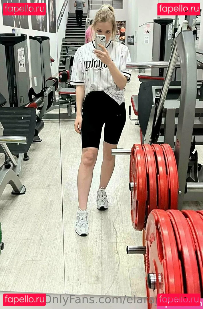 elara_moonq Onlyfans Photo Gallery 