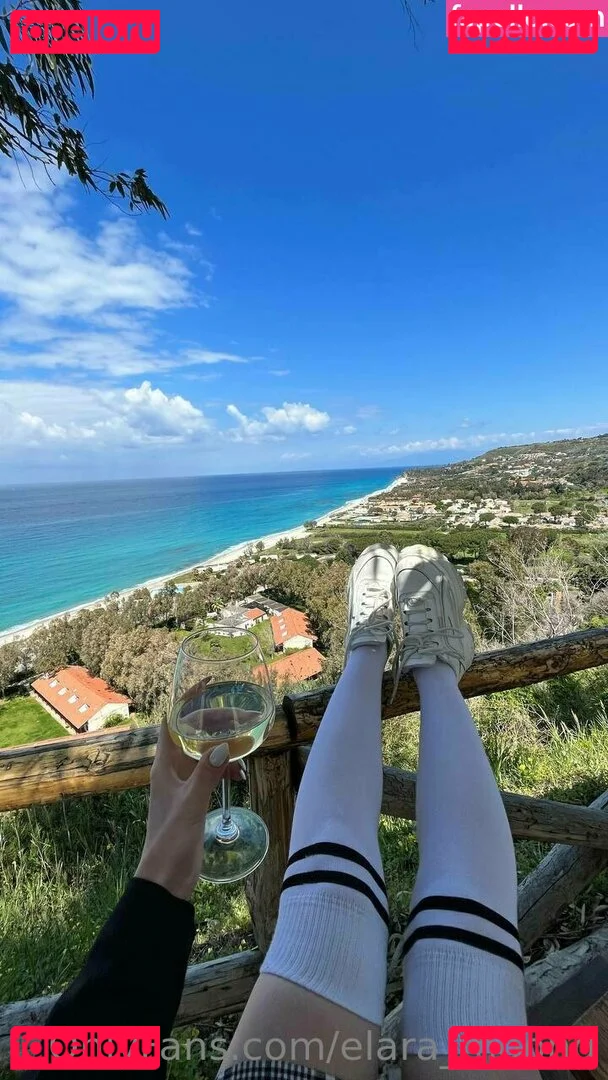 elara_moonq Onlyfans Photo Gallery 