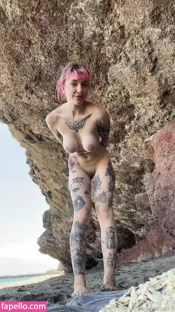 elleslove Onlyfans Photo Gallery 