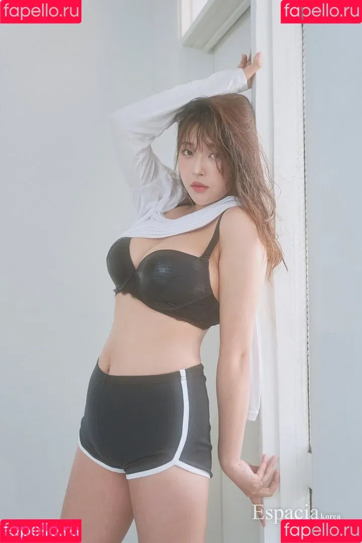 kimgapju Onlyfans Photo Gallery 