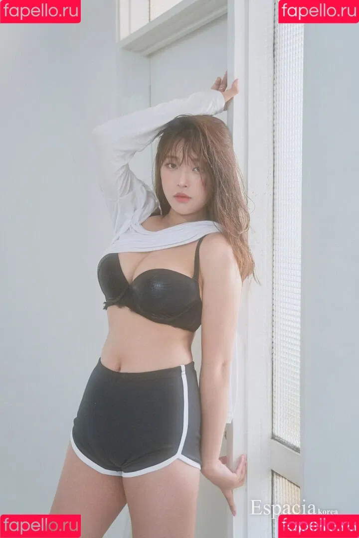 kimgapju Onlyfans Photo Gallery 