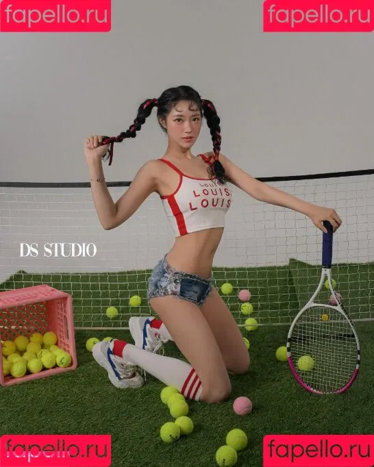 kimgapju Onlyfans Photo Gallery 