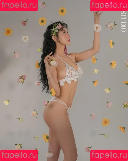 kimgapju Onlyfans Photo Gallery 