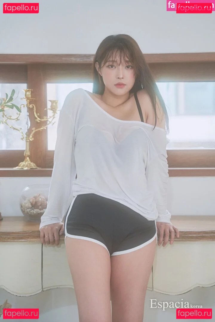 kimgapju Onlyfans Photo Gallery 