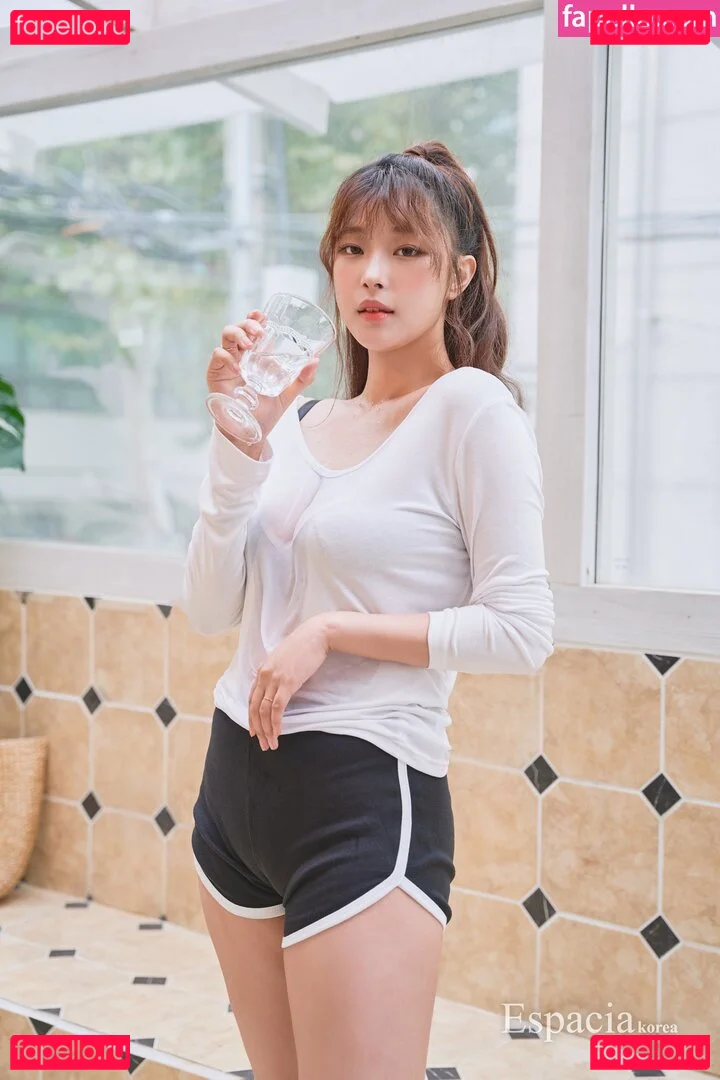 kimgapju Onlyfans Photo Gallery 