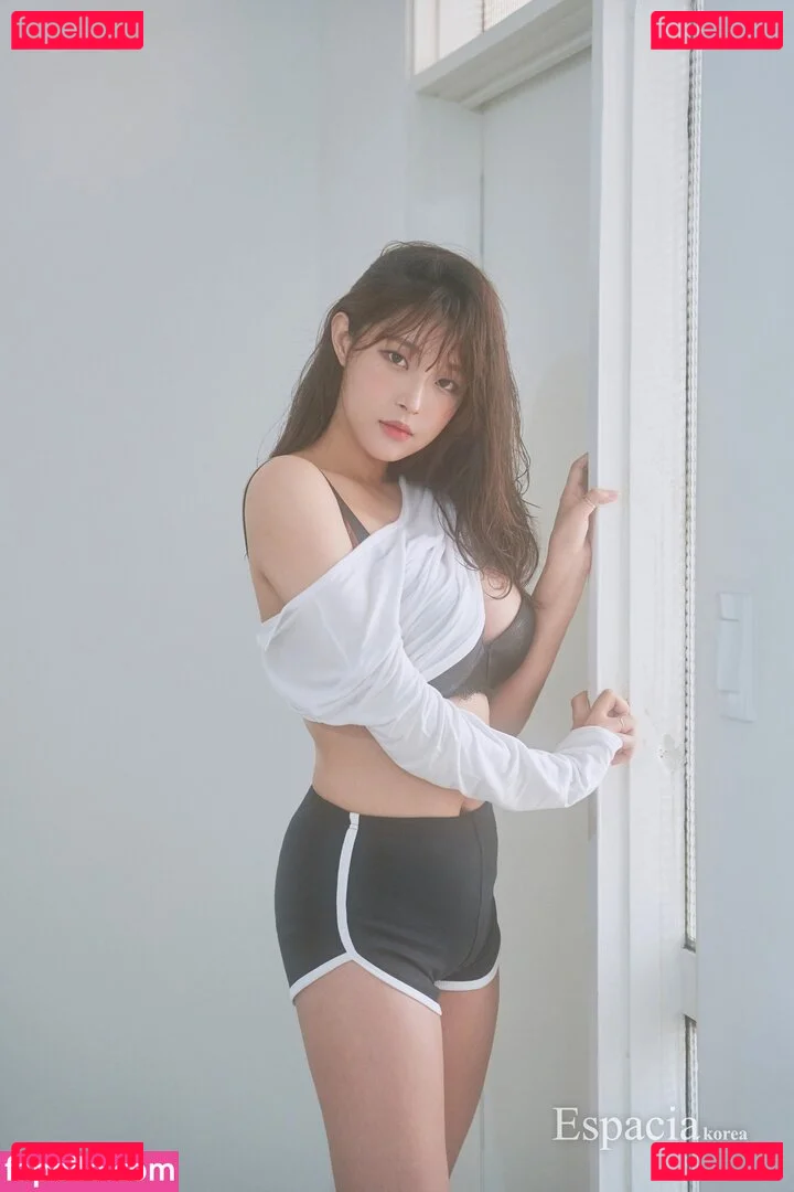 kimgapju Onlyfans Photo Gallery 
