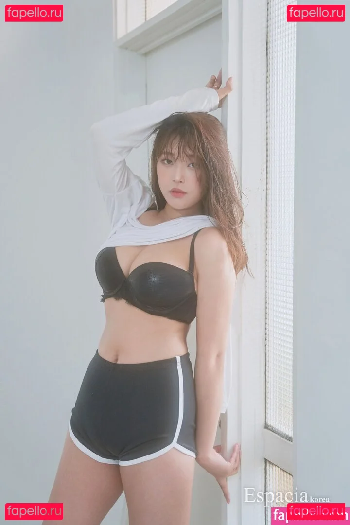 kimgapju Onlyfans Photo Gallery 