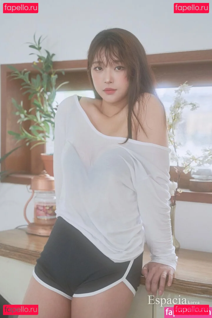 kimgapju Onlyfans Photo Gallery 