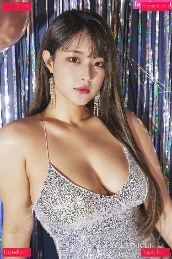 kimgapju Onlyfans Photo Gallery 