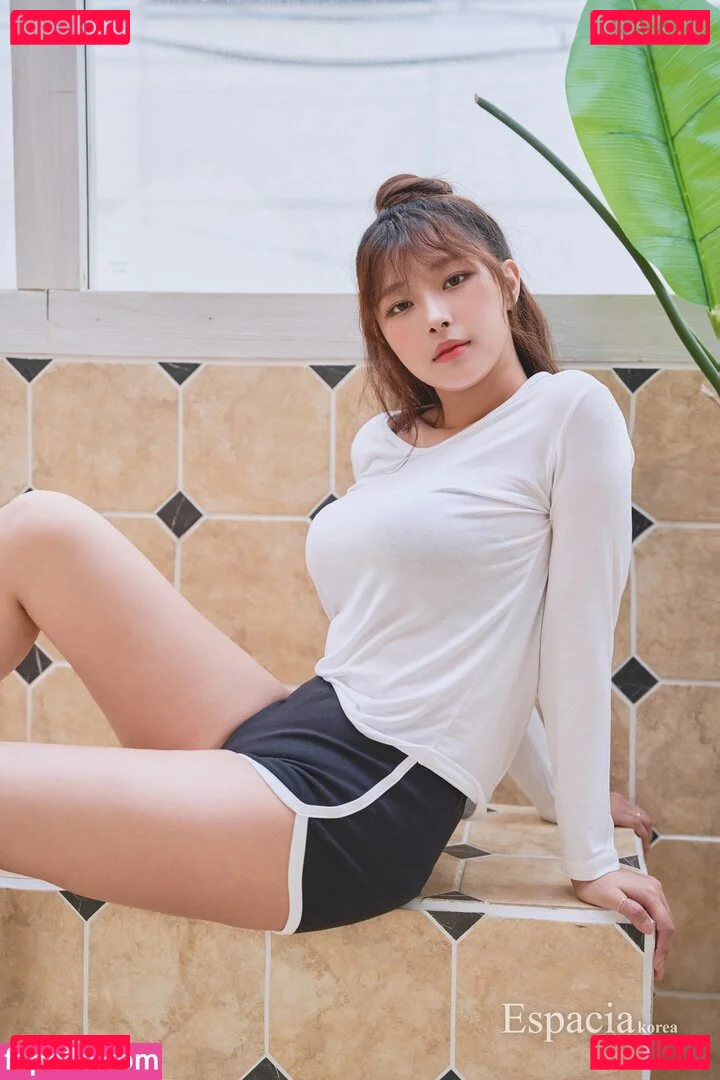 kimgapju Onlyfans Photo Gallery 