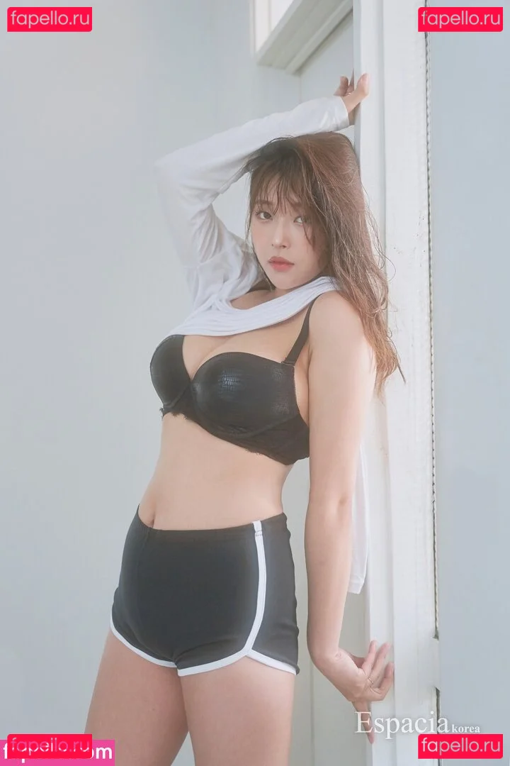 kimgapju Onlyfans Photo Gallery 