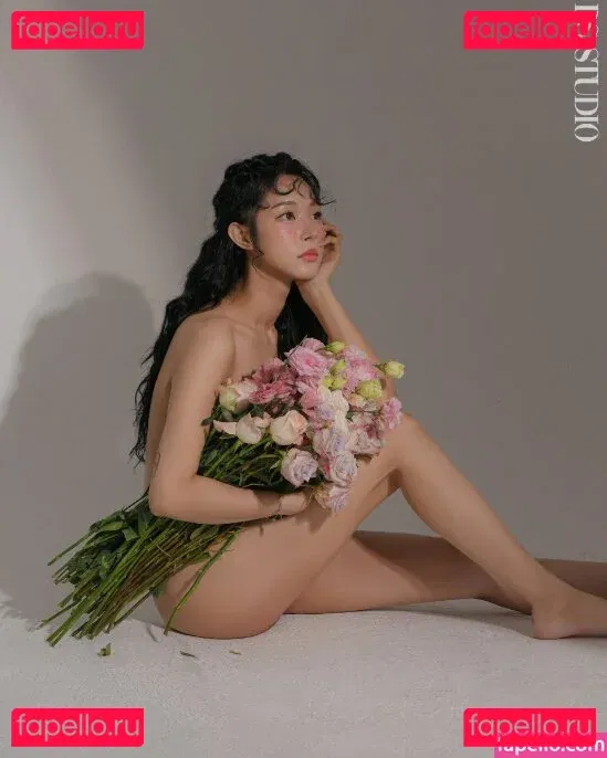 kimgapju Onlyfans Photo Gallery 