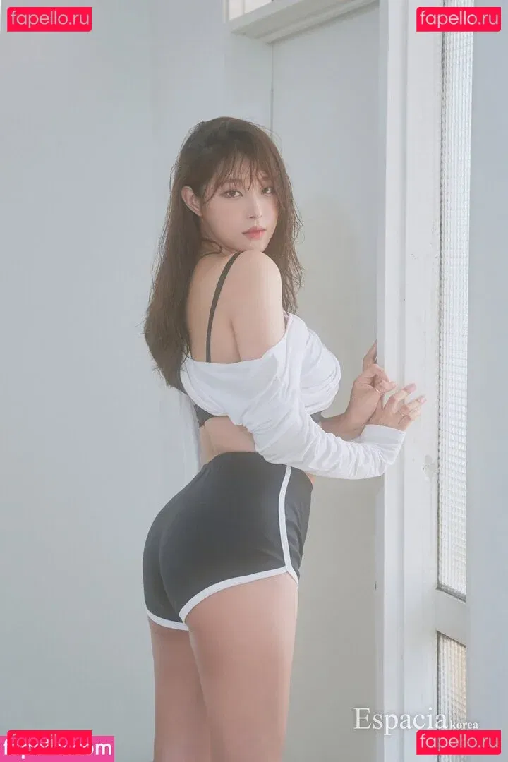 kimgapju Onlyfans Photo Gallery 