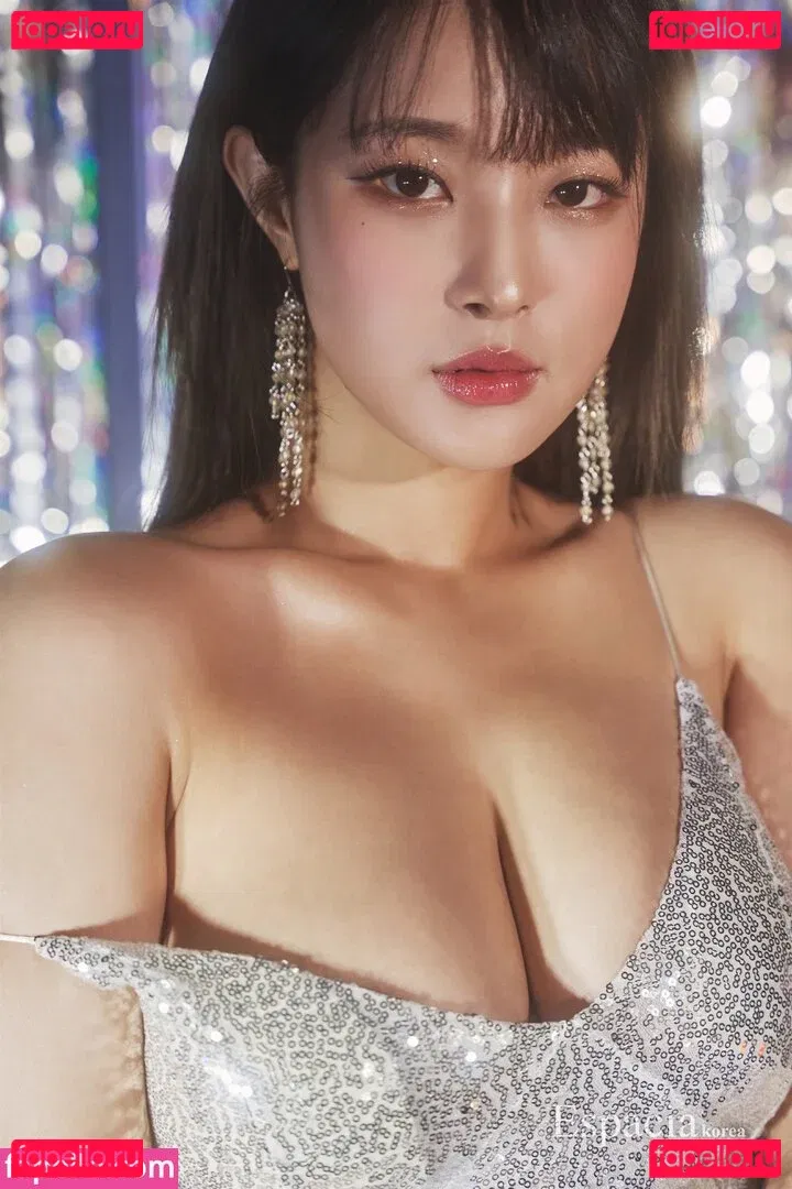 kimgapju Onlyfans Photo Gallery 