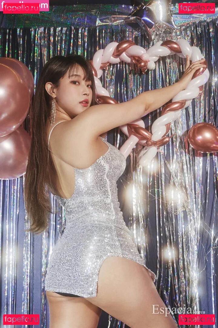 kimgapju Onlyfans Photo Gallery 