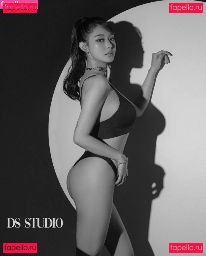 kimgapju Onlyfans Photo Gallery 