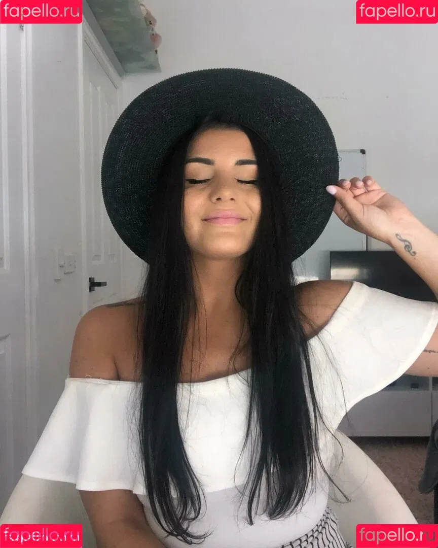Jesy Lee Onlyfans Photo Gallery 