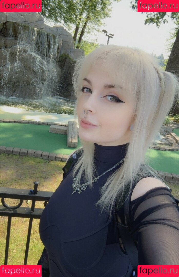 BipsyGG Onlyfans Photo Gallery 