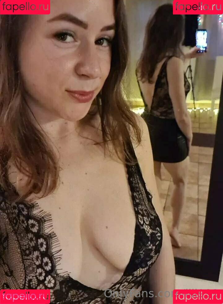 lili999 Onlyfans Photo Gallery 