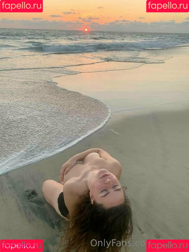 lili999 Onlyfans Photo Gallery 