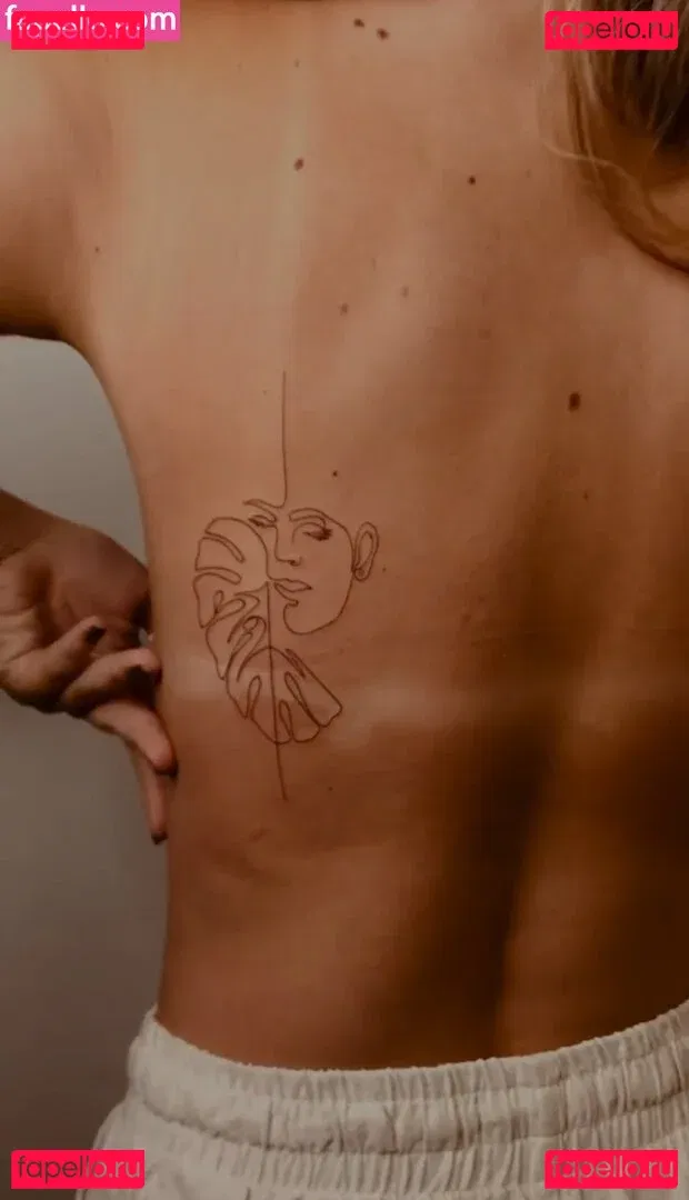 Gabi Stacenco Onlyfans Photo Gallery 