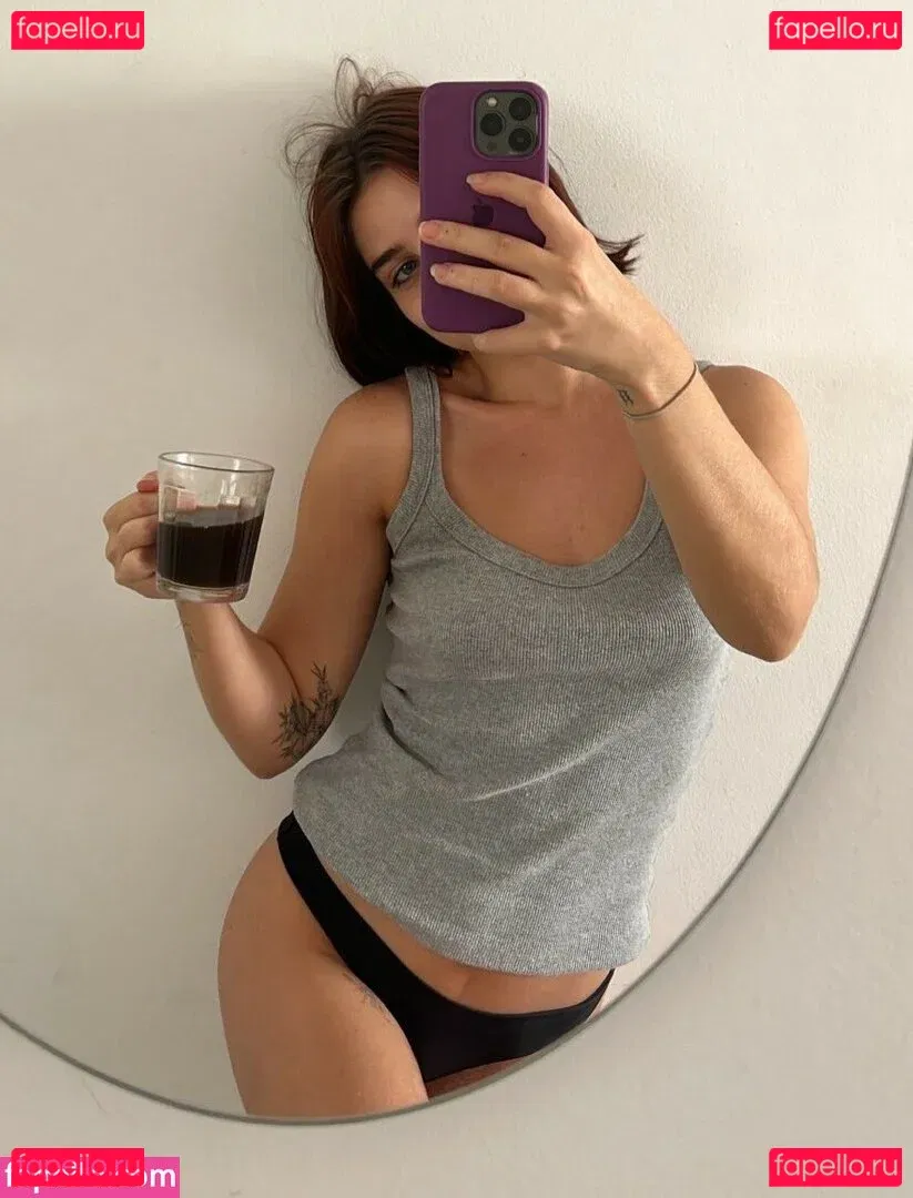 Gabi Stacenco Onlyfans Photo Gallery 