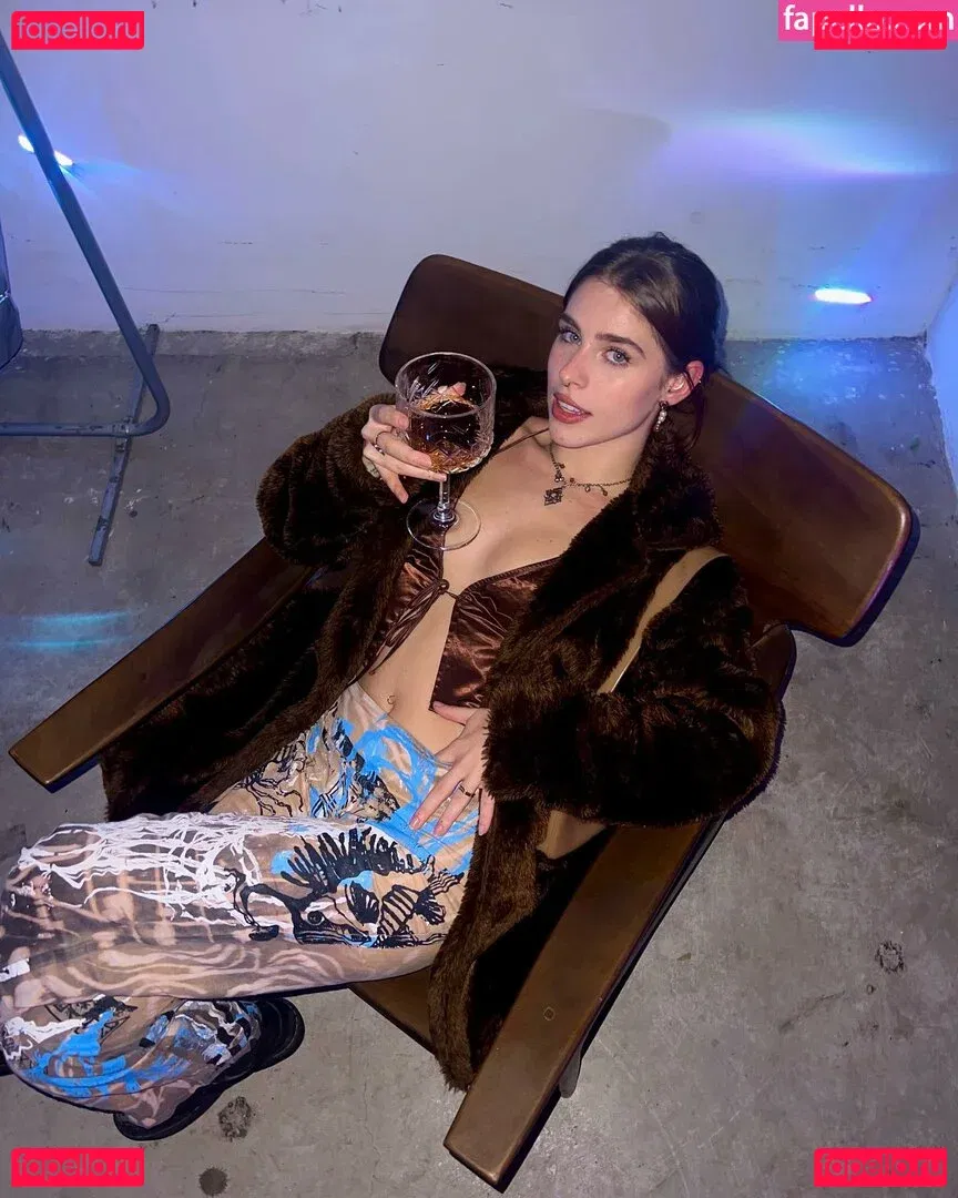 Gabi Stacenco Onlyfans Photo Gallery 