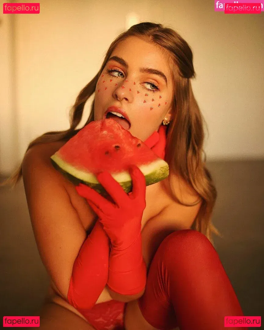 Gabi Stacenco Onlyfans Photo Gallery 