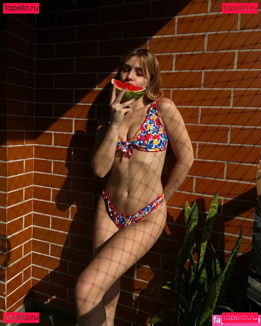 Gabi Stacenco Onlyfans Photo Gallery 