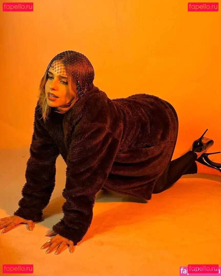 Gabi Stacenco Onlyfans Photo Gallery 