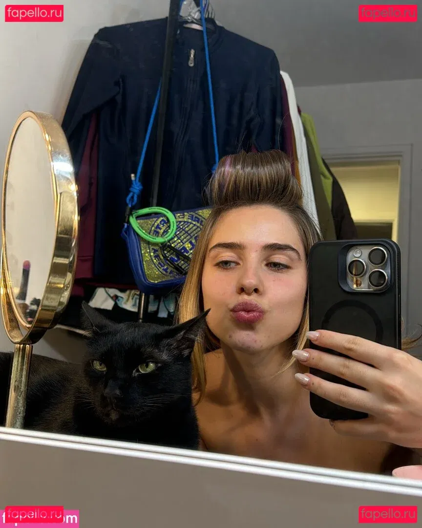 Gabi Stacenco Onlyfans Photo Gallery 