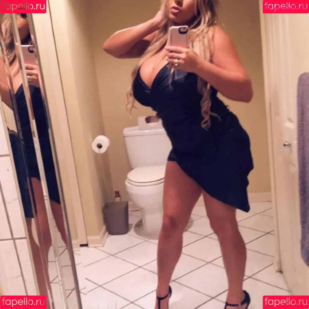 Andrea Marie Onlyfans Photo Gallery 