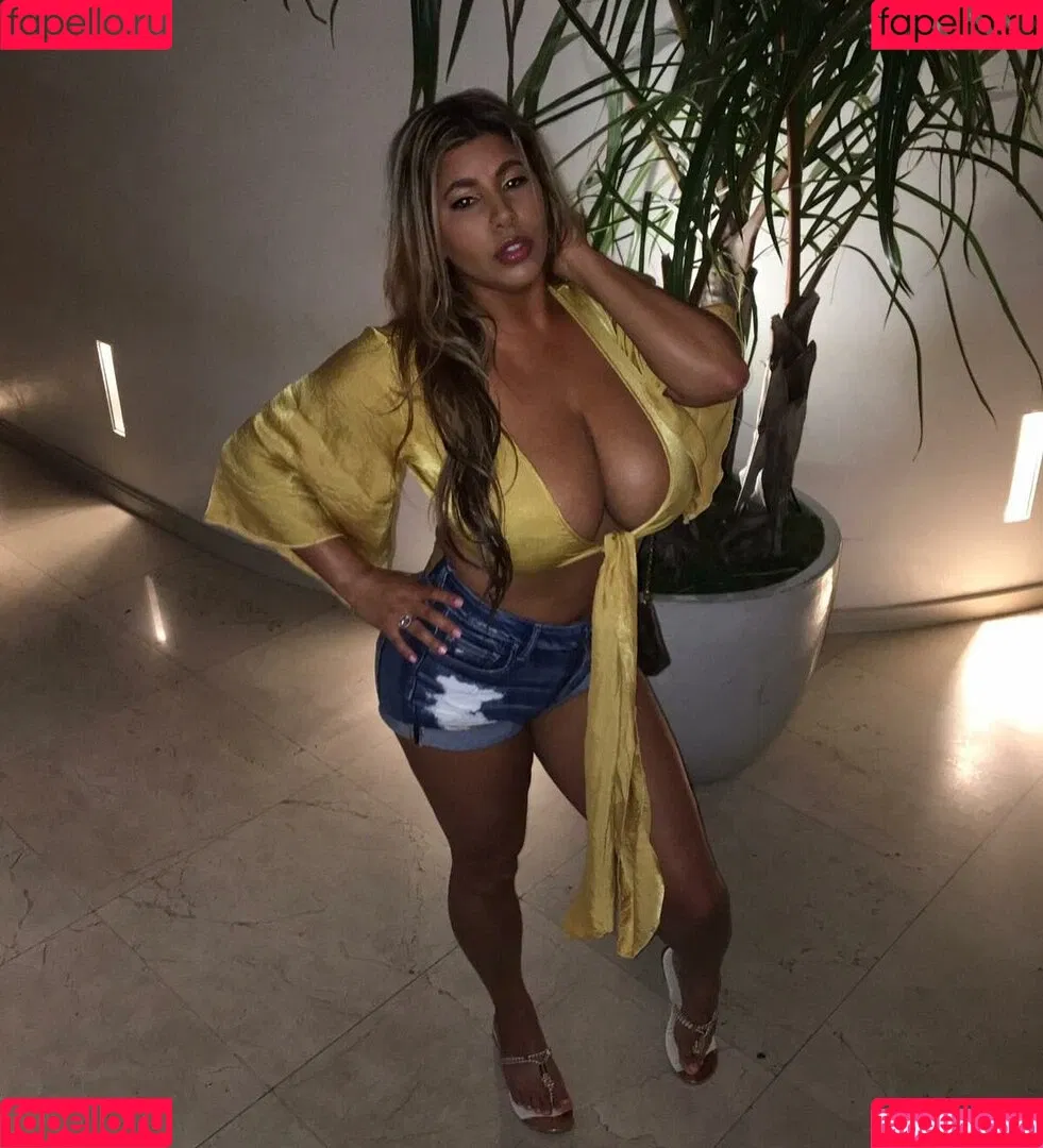 Andrea Marie Onlyfans Photo Gallery 