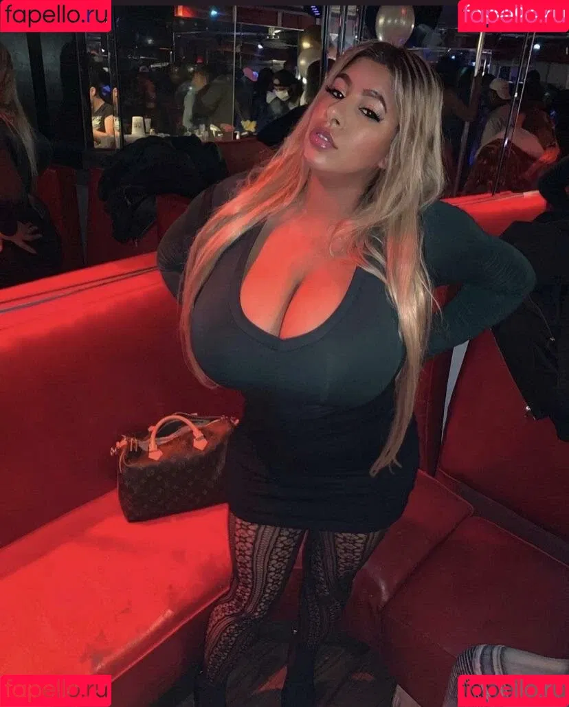 Andrea Marie Onlyfans Photo Gallery 
