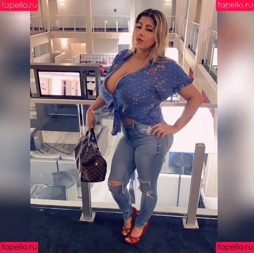 Andrea Marie Onlyfans Photo Gallery 