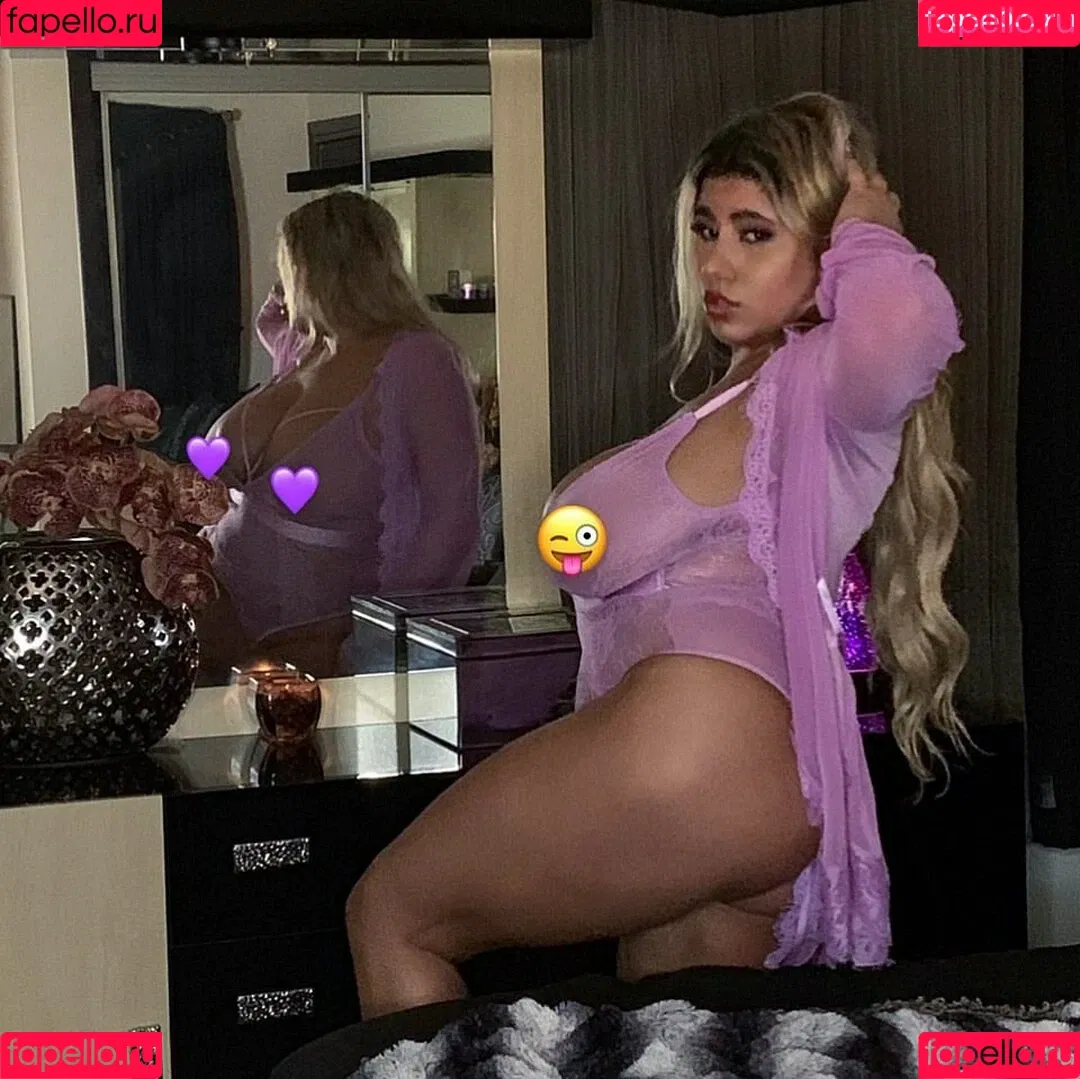 Andrea Marie Onlyfans Photo Gallery 