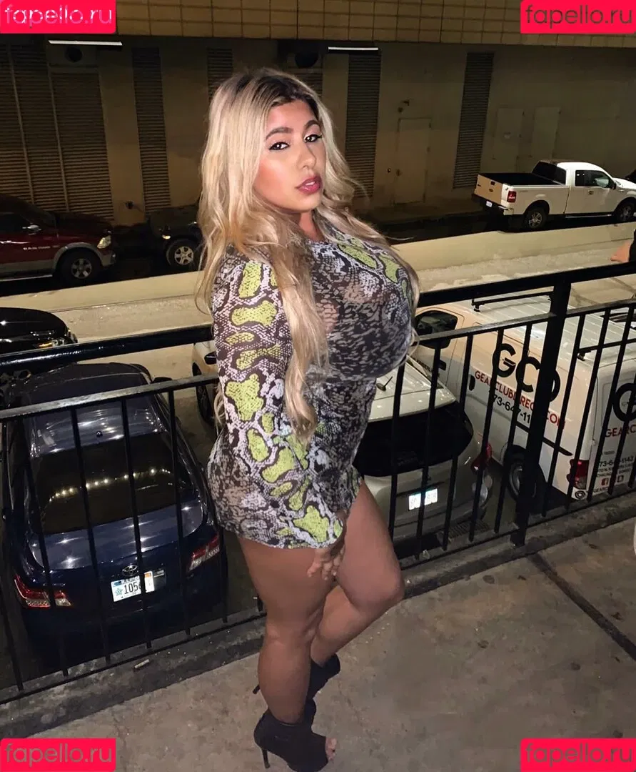Andrea Marie Onlyfans Photo Gallery 