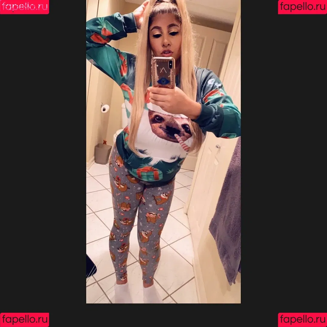Andrea Marie Onlyfans Photo Gallery 